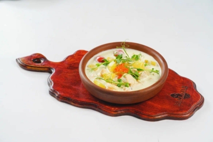 Жаркое из семги и креветок в сливочном соусе / Roast from salmon and shrimp in creamy sauce